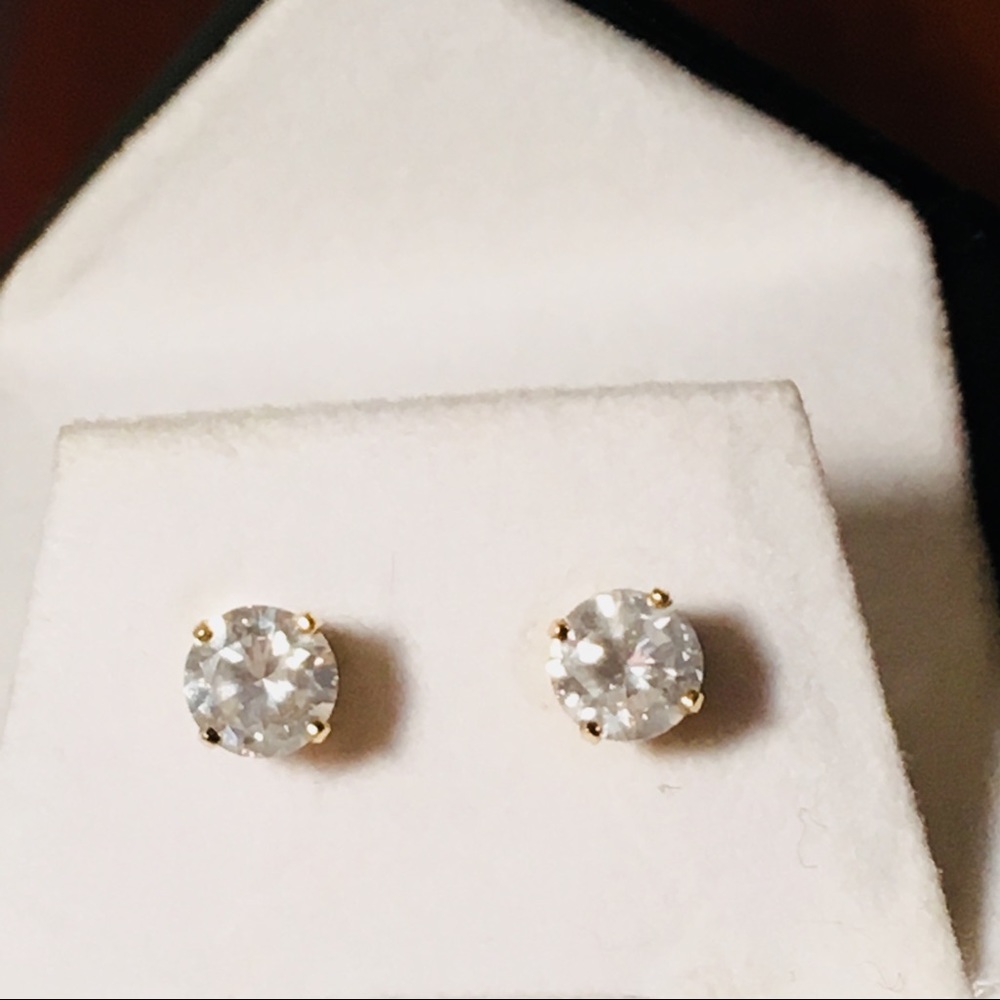 Real Diamond stud earrings